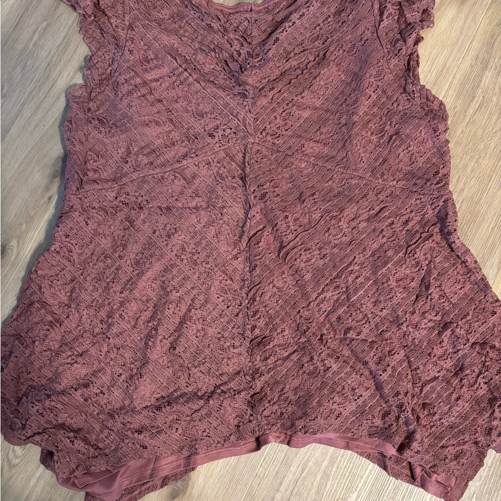 Torrid Lace Women's Top in Mauve
